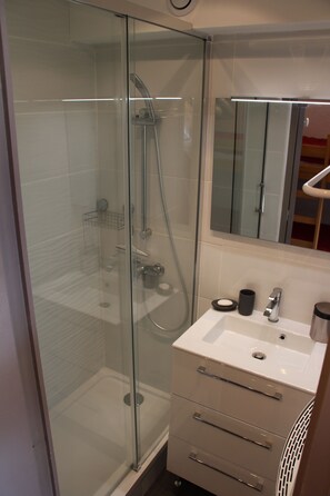 Dusche, Haartrockner