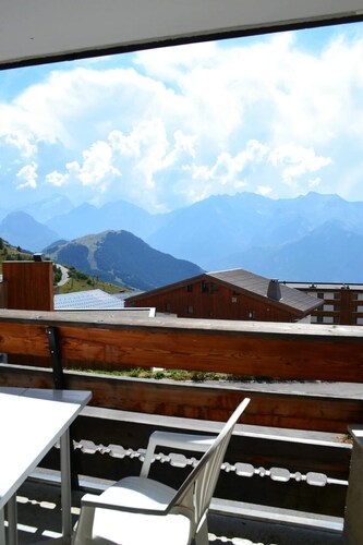 Centre Station avec parking, terrasse au sud, sans vis à vis