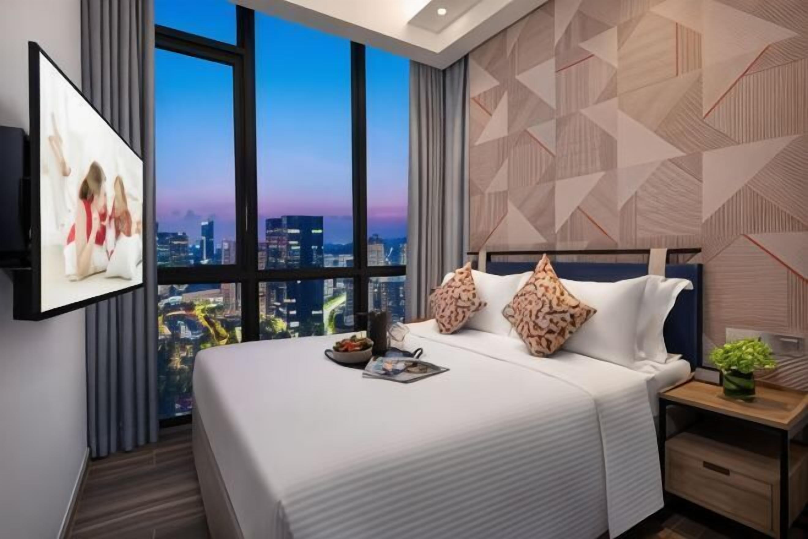 Tallelokero huoneessa, työpöytä