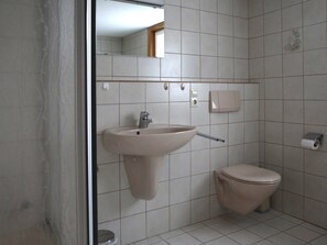 Unclassified image, 4 of 10, button - Apartment A - Historic Odenwälder house with house Elztalblick (Mudau)