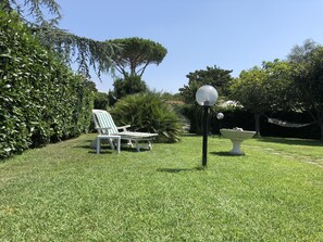 Property grounds - Terracina - Private Villa with garden (Terracina)