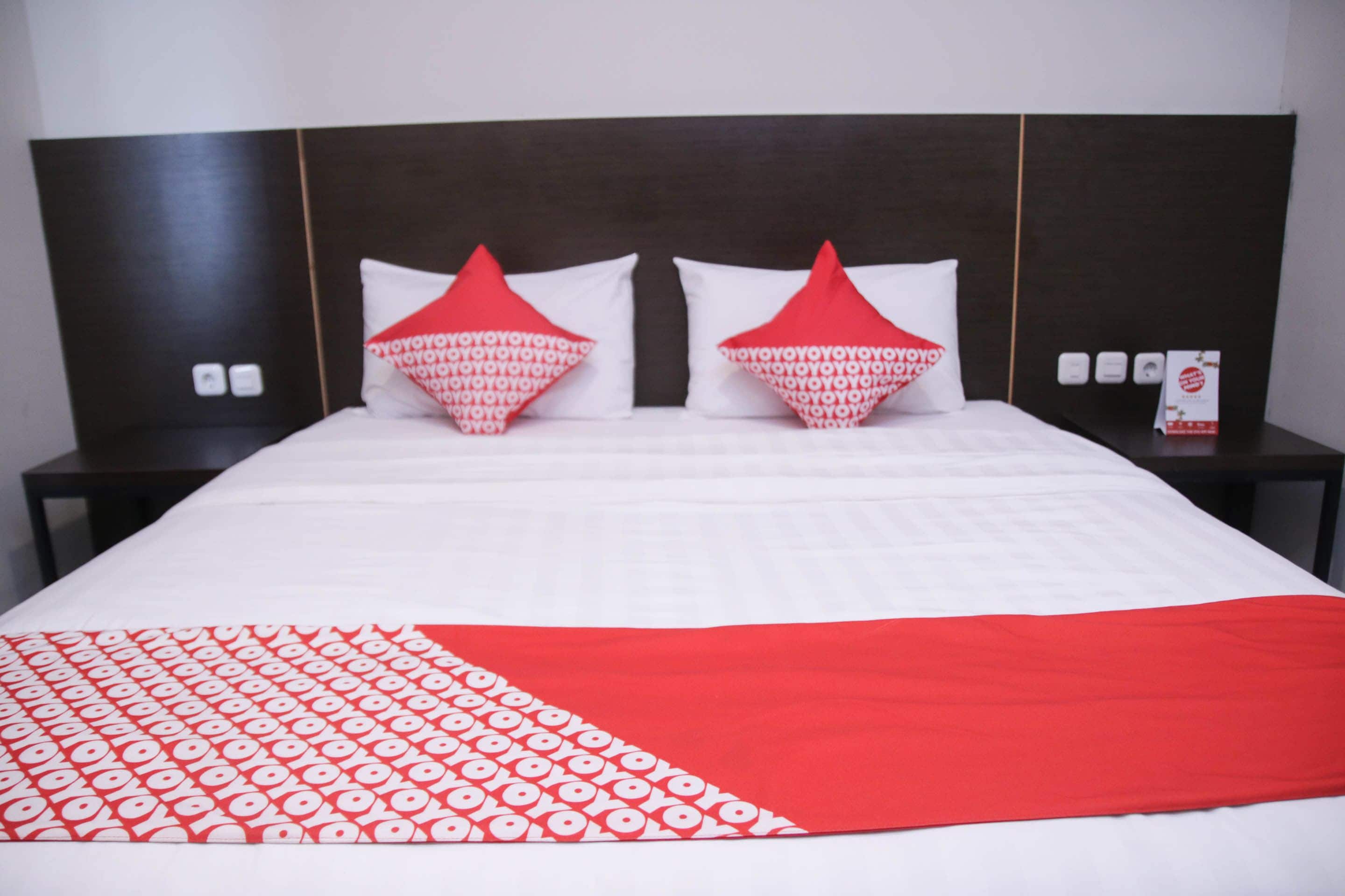 1 bedroom, desk, soundproofing, free WiFi