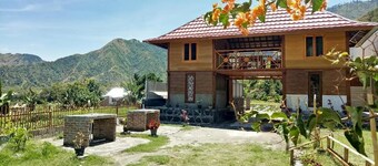 Bale Sembahulun Cottages & Tent