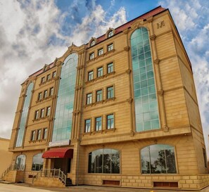 Front of property - Continental Hotel (Baku)
