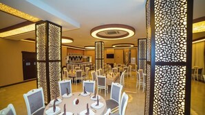 Restaurant - Continental Hotel (Baku)