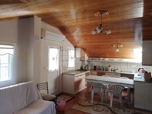 Basic Apartment | Living area - Holiday Hause (Fethiye)