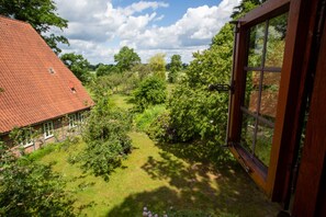 Property grounds - Granary in the oak park, 107 m² and completely renovated (Wienhausen/Nordburg)