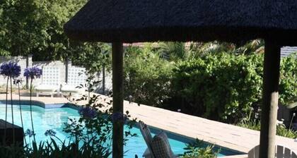 Holiday Cottage, Sleeps 7, 5 beds, 4 bedrooms Private POOL, a summer requirement