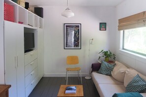 Älytelevisio, kirjoja, stereot