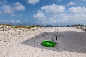 House, 4 Bedrooms | Beach