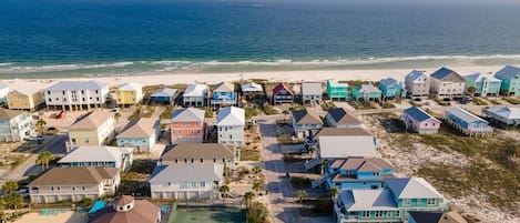 House, 4 Bedrooms | Beach