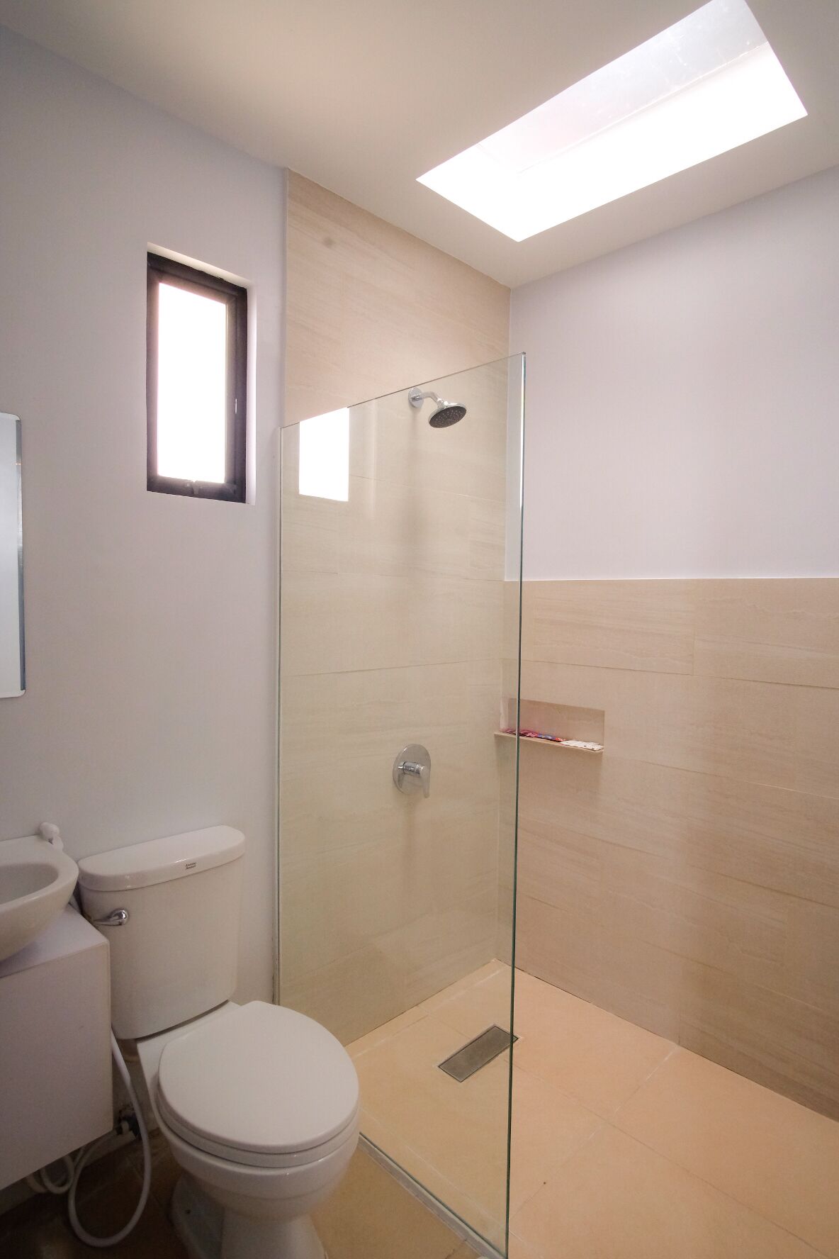 family standard room | bathroom | shower, free toiletries, bidet, towels
