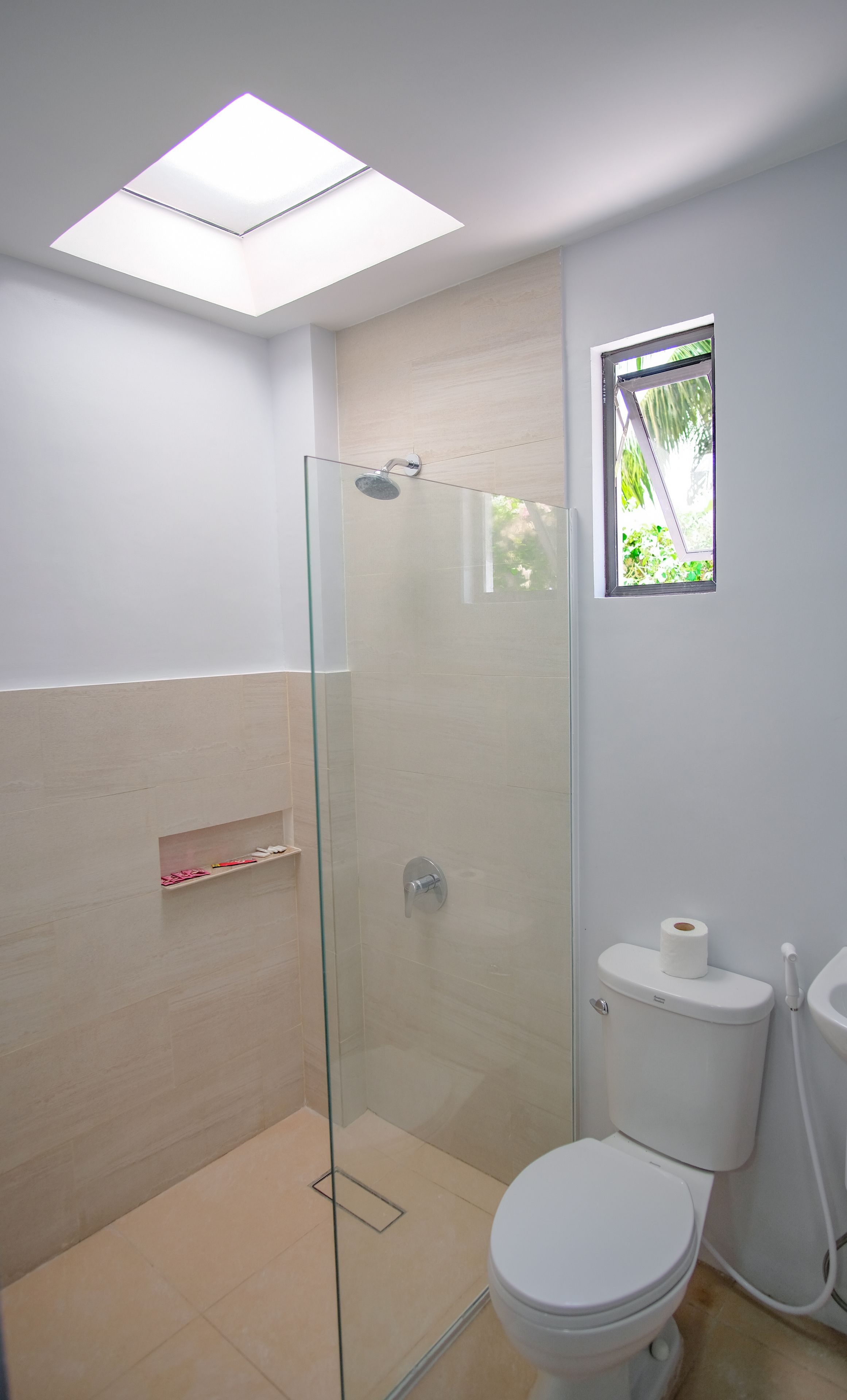 family standard room | bathroom | shower, free toiletries, bidet, towels