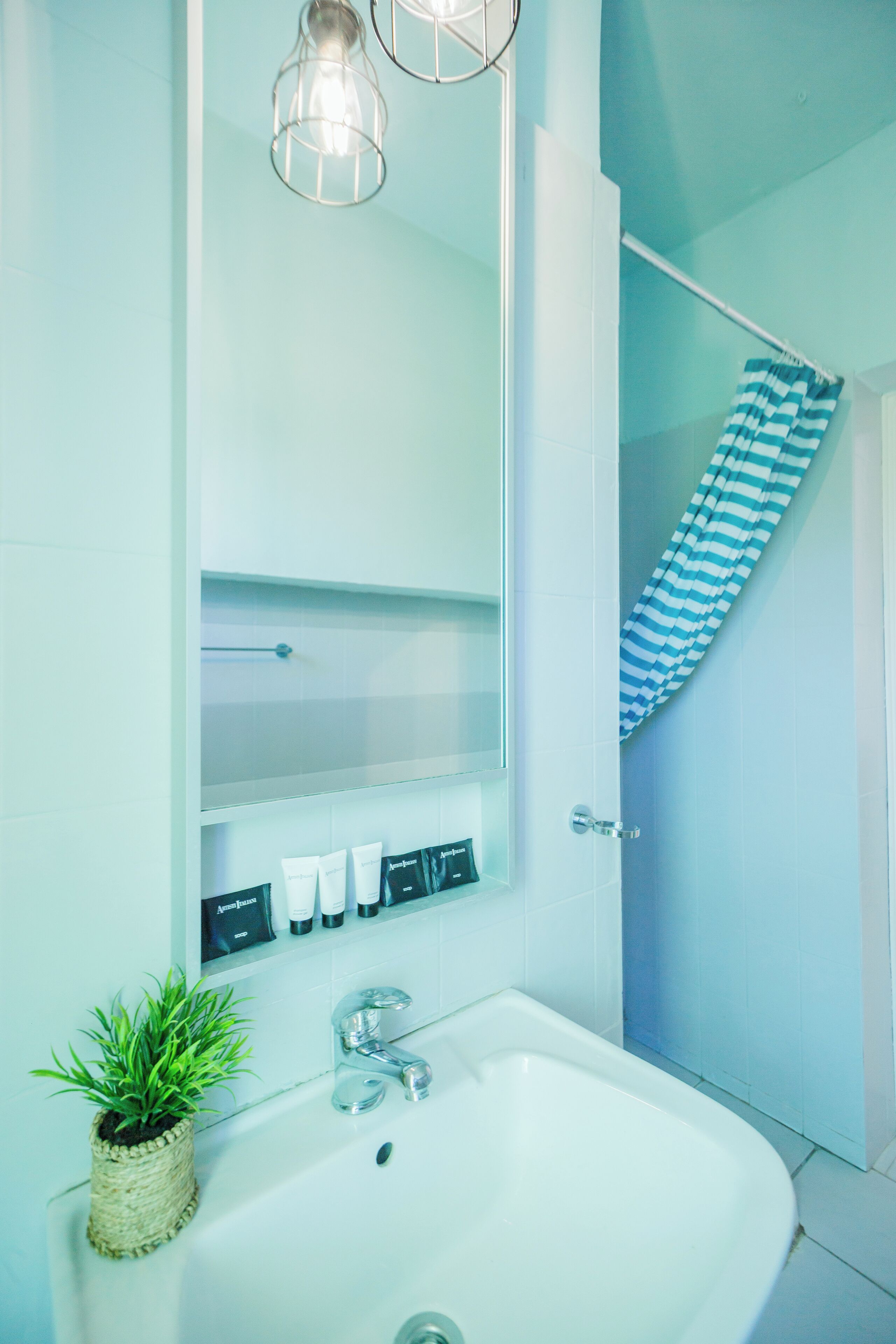 Triple Room | Bathroom