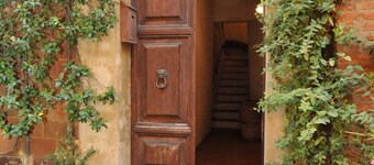 Romantico bilocale entro le mura medioevali  richiedi prezzo speciale 3 -4 letto