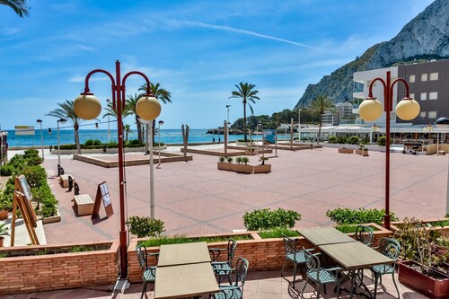 ZAFIRO15B - Front line apartment with sea views and direct access to the beach