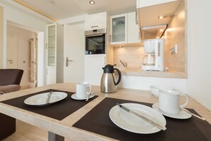 Kühlschrank, Ofen, Geschirrspüler