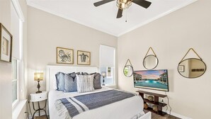 Unclassified image, 4 of 47, button - Cozy Beach Home w/ Lake Views + Resort-Like Amenities in Cinnamon Shore (Port Aransas)