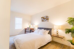 In-room safe, iron/ironing board, WiFi, bed sheets