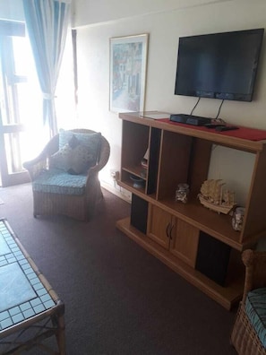 Living room - Beach Mansion 1 (Margate)