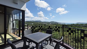 Top Floor | Balcony view