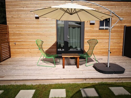 1 - FREE Ride cabins