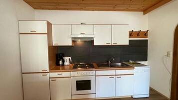 Frigorifero, forno, lavastoviglie, macchina per tè/caffè