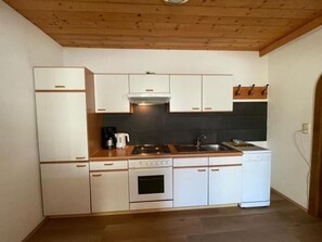 Frigorifero, forno, lavastoviglie, macchina per tè/caffè