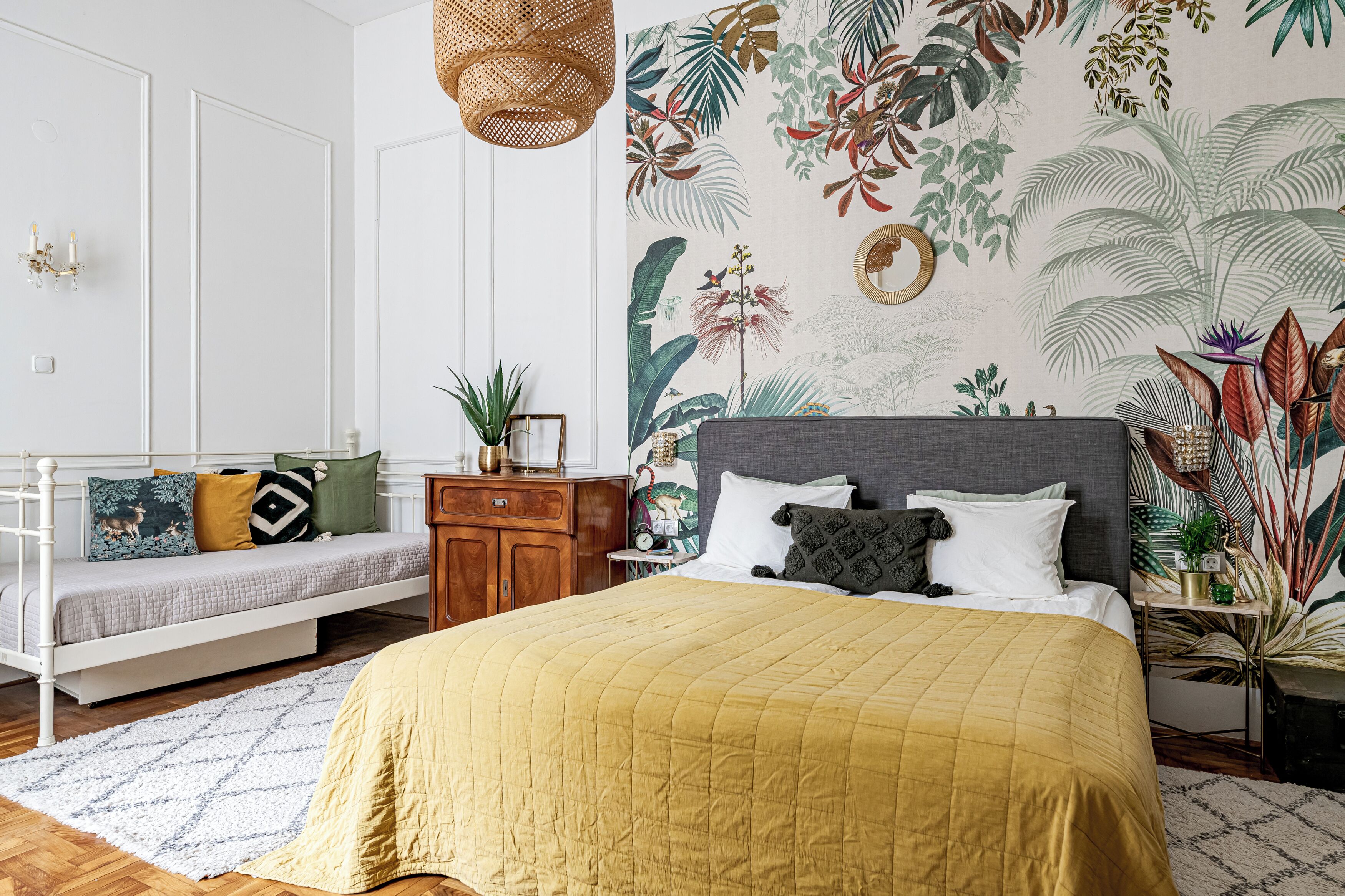 2 bedrooms, iron/ironing board, travel crib, free WiFi