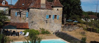 Stunning, family-friendly farmhouse; large garden, safe private pool