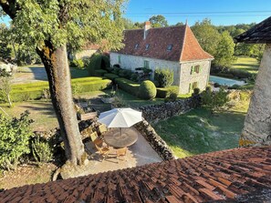 屋外ダイニングエリア