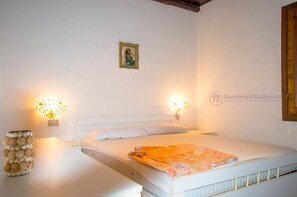 3 chambres, fer et planche à repasser, draps fournis