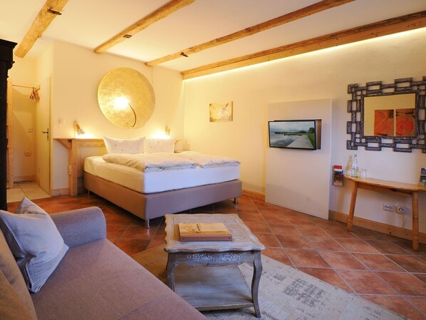 1 bedroom, travel crib, WiFi, bed sheets