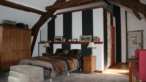Suite (l’Ancien Dortoir) | Wi-fi (inkludert) og sengetøy
