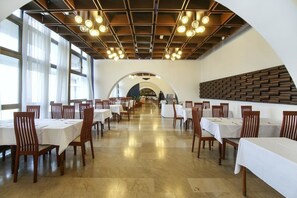 Dining - Hotel Zagreb (Split)