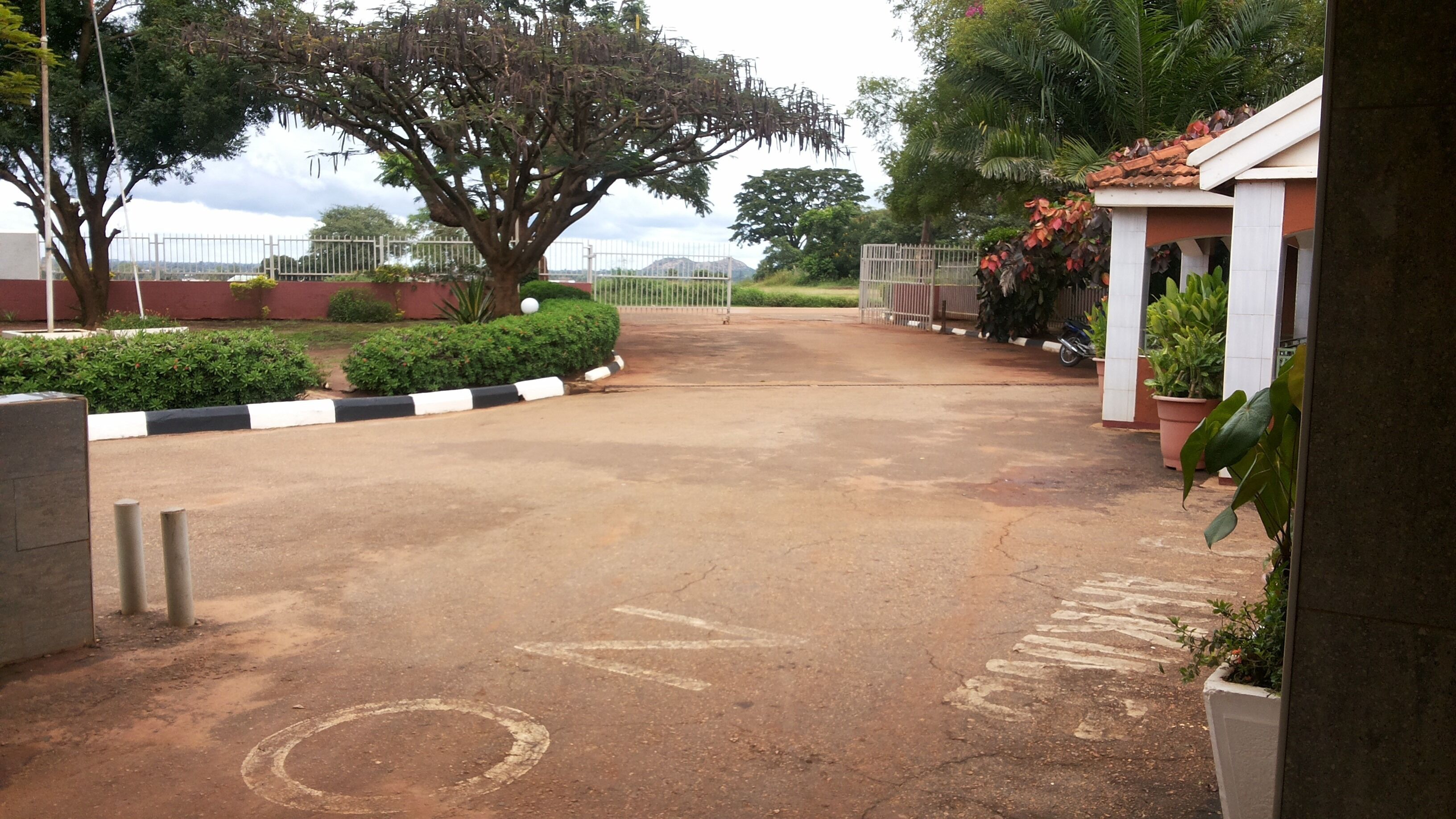 Entrada de la propiedad