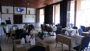 Restaurant - St Lira Hotel (Lira)