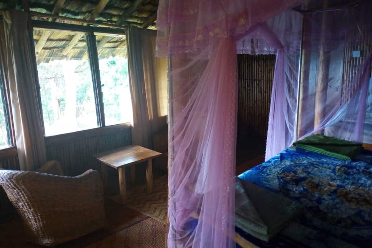 ห้องสแตนดาร์ดพักรวม | โต๊ะทำงาน, ผ้าม่านกันแสง, Wi-Fi ฟรี, ผ้าปูที่นอน