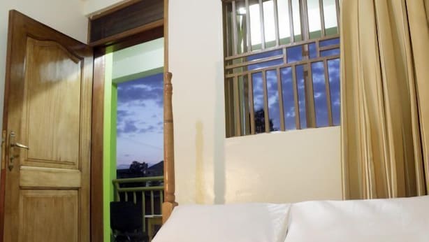 Unclassified image, 1 of 19, button - Visitors Inn (Mbale)