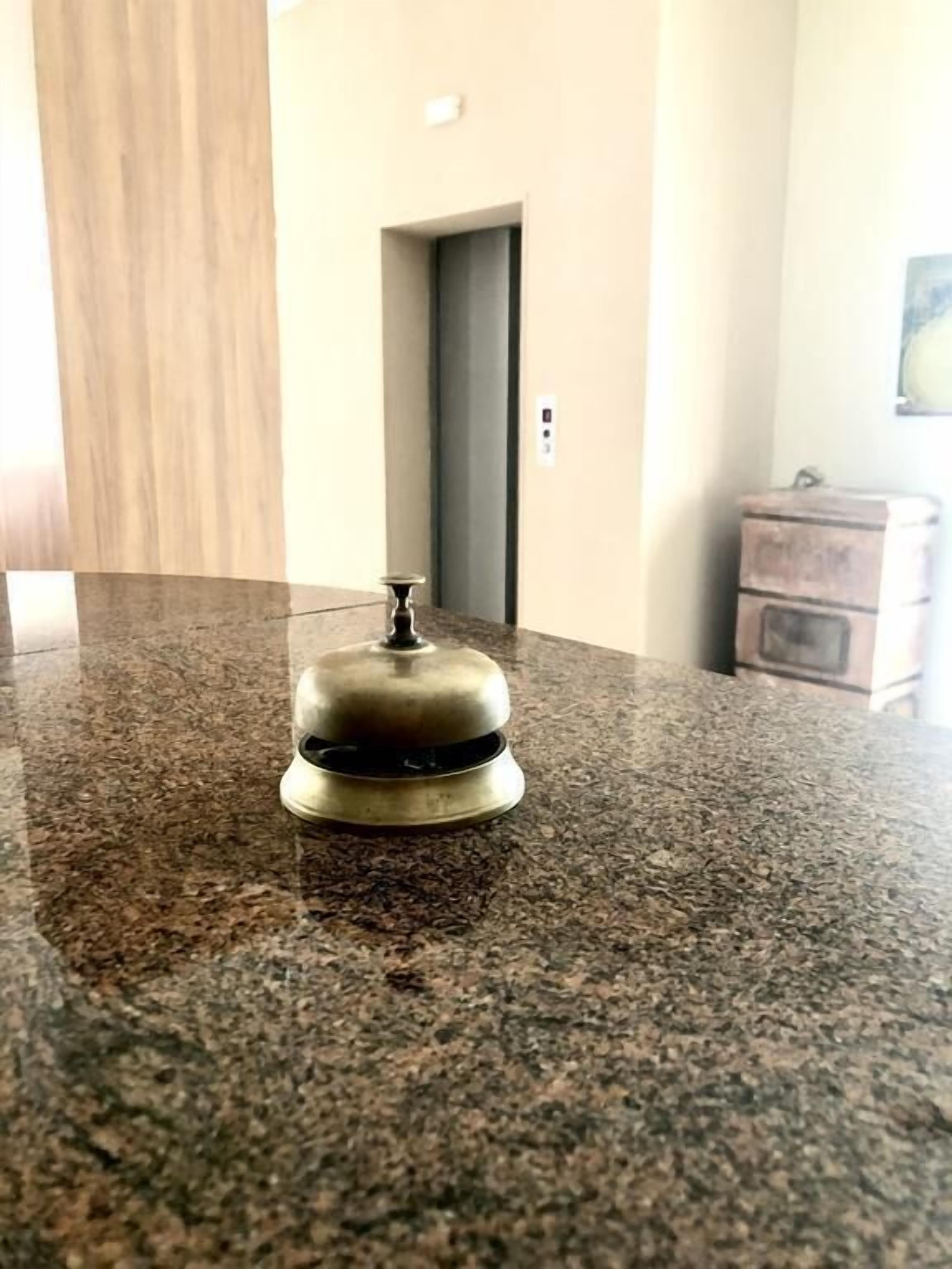 Sảnh tiếp tân