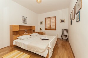 2 bedrooms, free WiFi, bed sheets - Apartments Luna Gordana (Rogoznica)