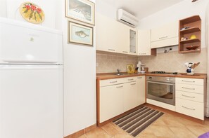 Private kitchen - Apartments Luna Gordana (Rogoznica)