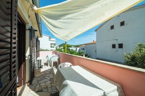 House | Balcony