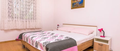 Appartement (A2) | 4 chambres, accĂšs au Wi-Fi (inclus)