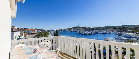 Apartment (A2) | Water view