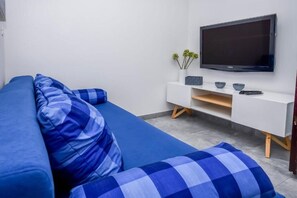 Appartement (A1) | Salle de séjour | Téléviseur