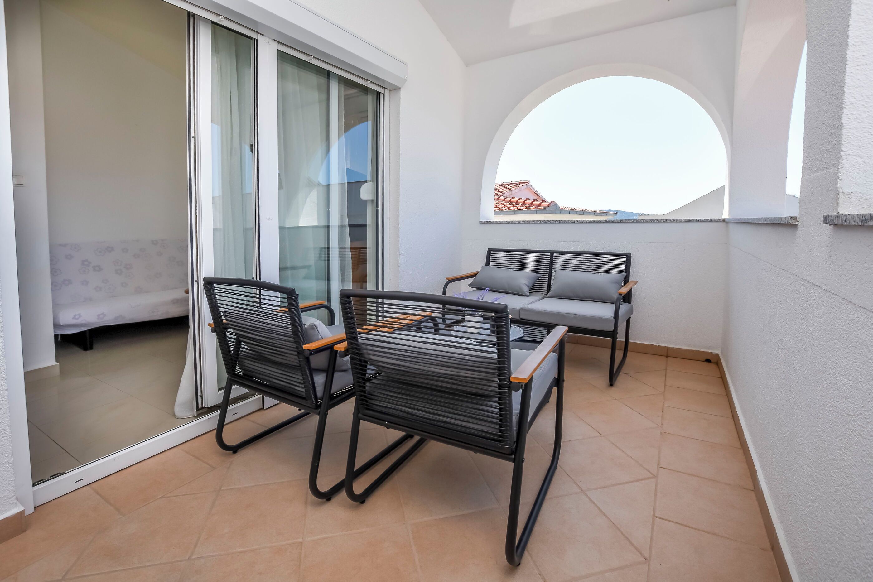 Apartment (A4) | Balkon