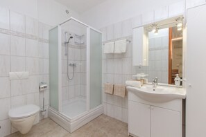Apartment (A4) | Bathroom | Shower - Apartments Konta City Center (Vodice)