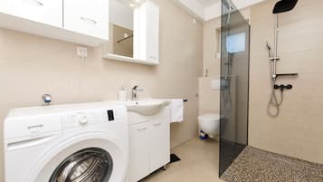 Apartamento (A2) | Banheiro | Chuveiro