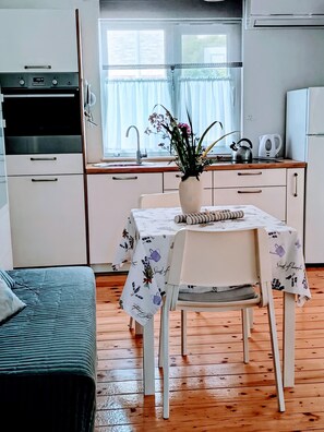 Apartment (A4) | Private kitchen | Fridge, stovetop, cookware/dishes/utensils - Apartments Marija (Rogoznica)